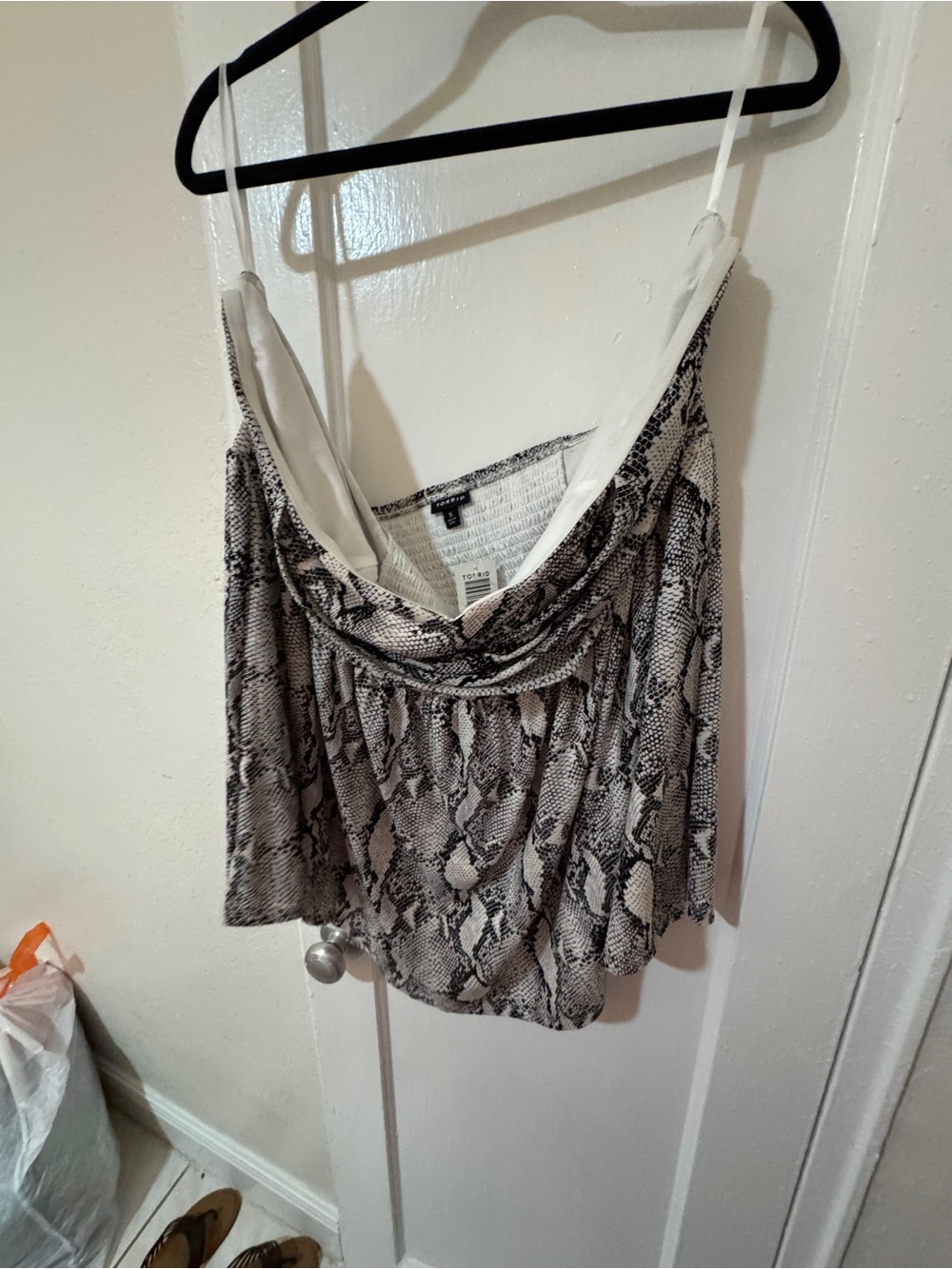 NWT Torrid 5X Black Snakeskin Mesh Lined Strapless Blouse Babydoll Twisted Bust